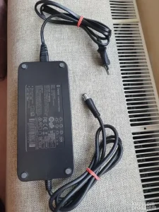 eBike punjač 42V 4A