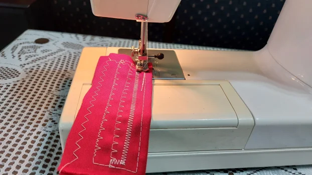 GRIZNER 4220  sivace masina