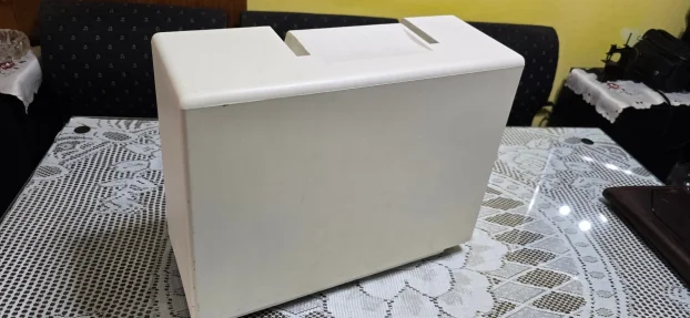 GRIZNER 4220  sivace masina