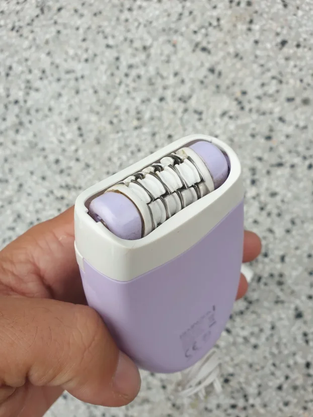 Odlican Depilator Remington EP-6010C