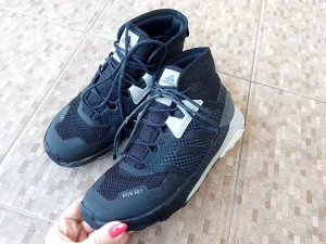 Adidas cipele za dečaka broj 37