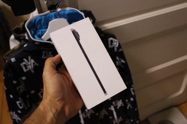 iPhone Air 512GB NOVO garancija