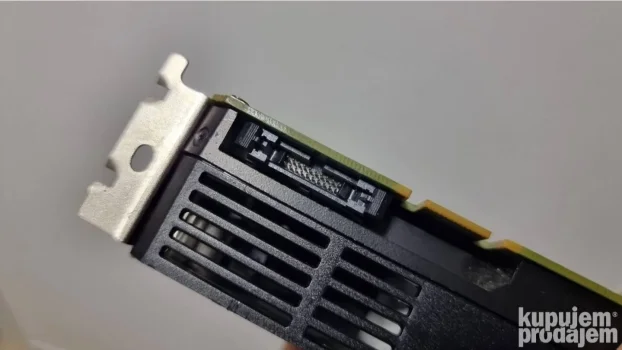 NVIDIA Quadro 5000 (neispravna)