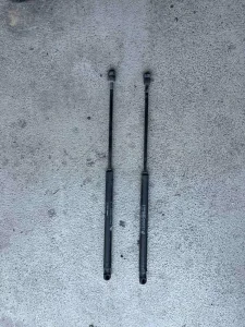 Amortizeri gepek vrata za Alfa Mito