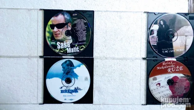 Lot Diskova Narodne Muzike 9 Kom.-SAMO 800 DINARA