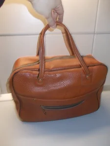 KOŽNA FRIŽIDER PUTNA 39x26x17cm torba iz Nemačke, jaka i kva