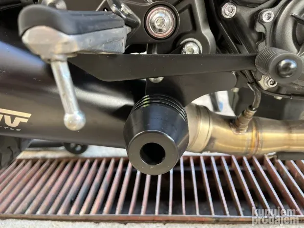Yamaha mt 07 mt07 srednji slider