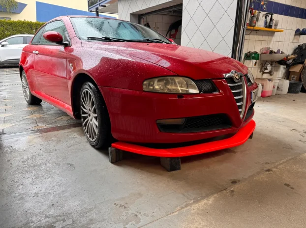 Alfa Romeo GT spliter/lip prednjeg branika