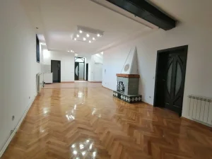 Opština Novi Sad, 5+ petosoban, 227 m²