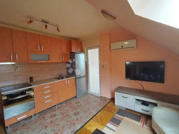 Vidikovački venac, Vidikovački venac, Rakovica, Beograd - KupujemProdajem