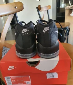 NIKE patike broj 38 (kao nove)