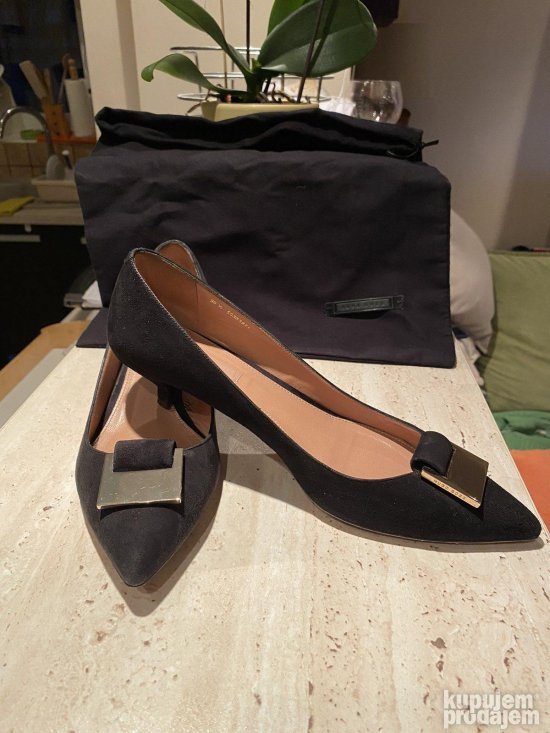 HUGO BOSS ORIGINAL kozne elegantne cipele 39.5 KAO NOVE