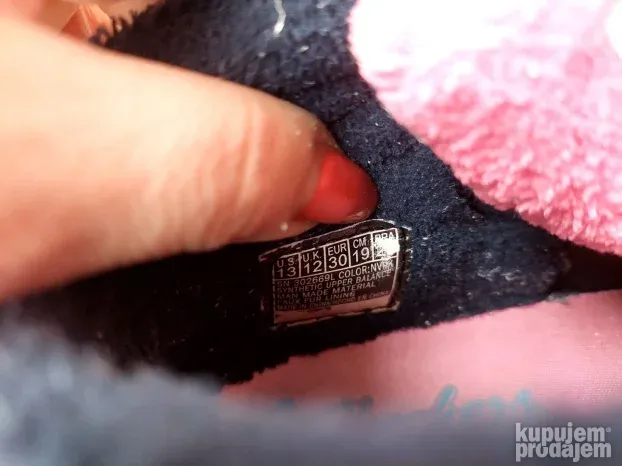 Skechers cipele za devojcicu broj 30