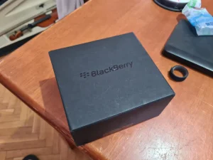 BlackBerry 9900 - sa kutijom