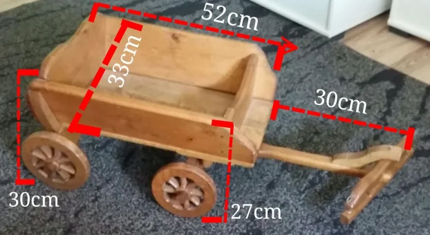 Drvena kola replika stara kolica