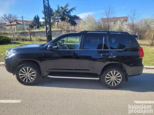 Toyota Land Cruiser FJ150