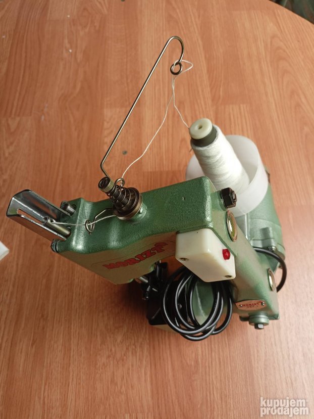 Masina za sivenje dzakova