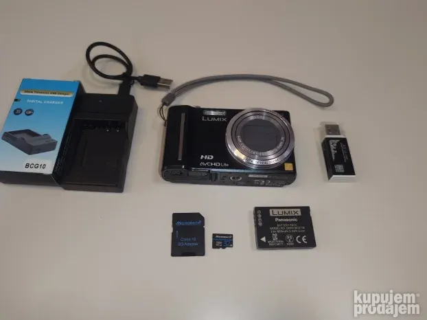 Panasonic DMC-TZ10 - 12MP, 12x Zoom,32GB, 10/10 (SAMPLES)