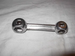 Univerzalni ključić za bicikle