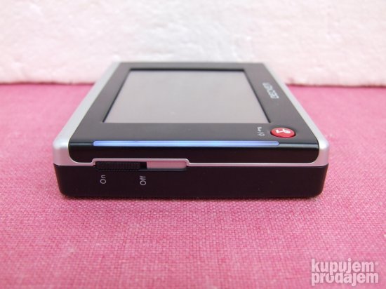 Becker Traffic Assist navigacija sa mapama + SD kartica 2GB