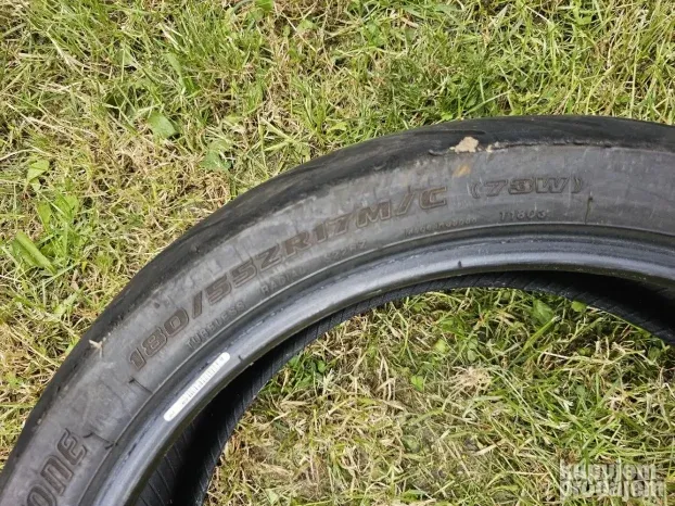 Moto guma bridgestone 180/55/17 god 2021 top