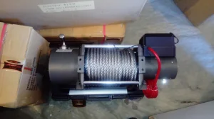 Vitlo 17000lb 7,73TONA na 24V