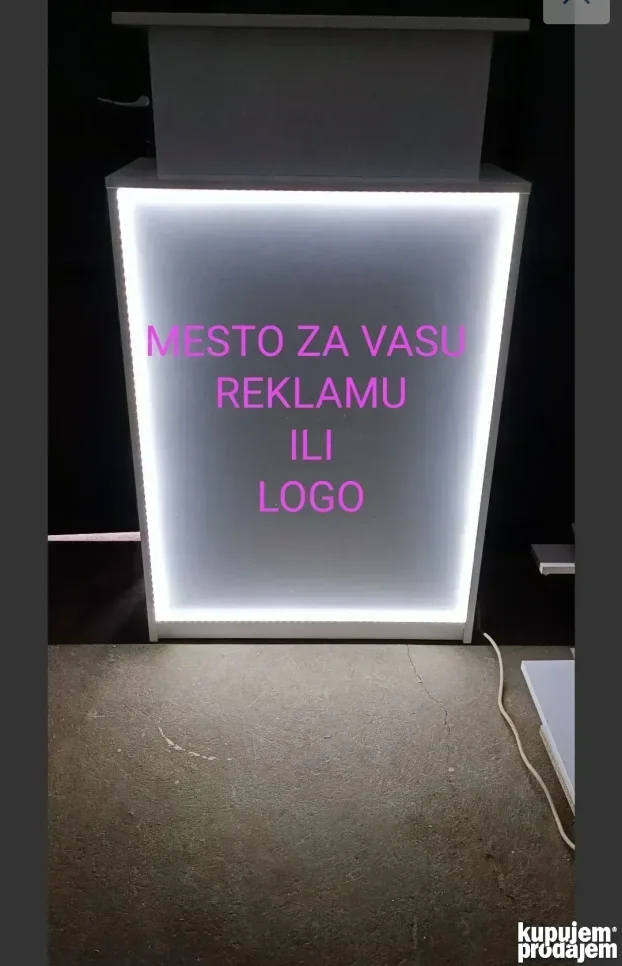 Kasa pult sa LED osvetljenjem