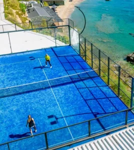 Konstrukcija za padel teren, reflektori i trava