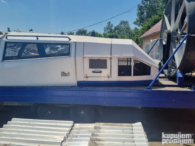 Hovercraft brod miraz 7 sa prikolicom bez motora