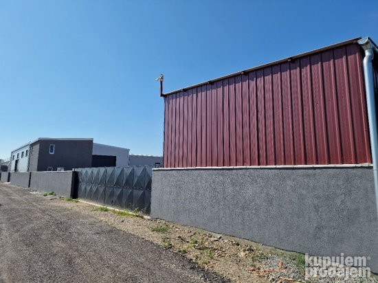 Hala Magacin izdajem