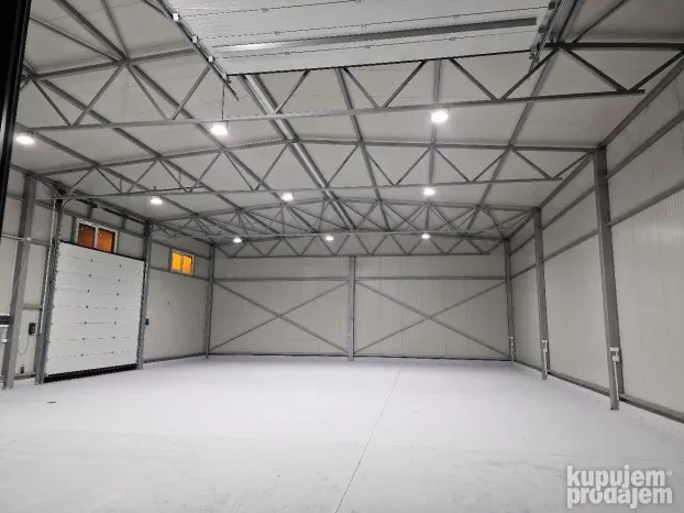 Hala Magacin izdajem