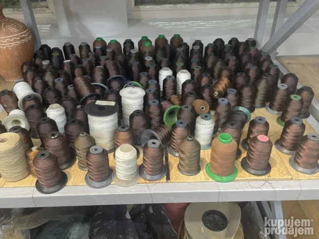 Konci, raznih debljina i boja, koriste se u obucarskoj  i od