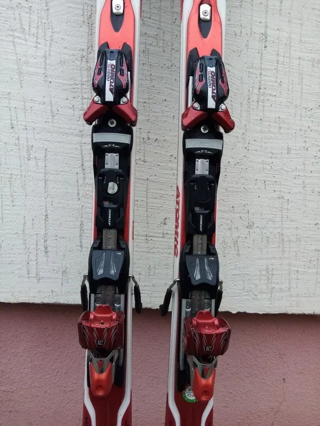 Skije ATOMOC Varioflex  175 cm