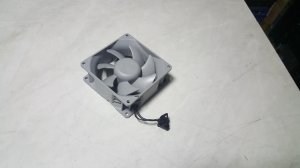 9cm ventilator Mac Pro 12v 0,95a ispravan