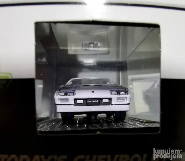 M2 Premium 1985 Chevrolet Camaro Iroc-z