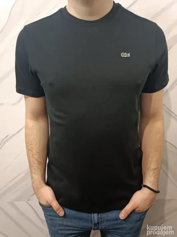 Lacoste majica - crna