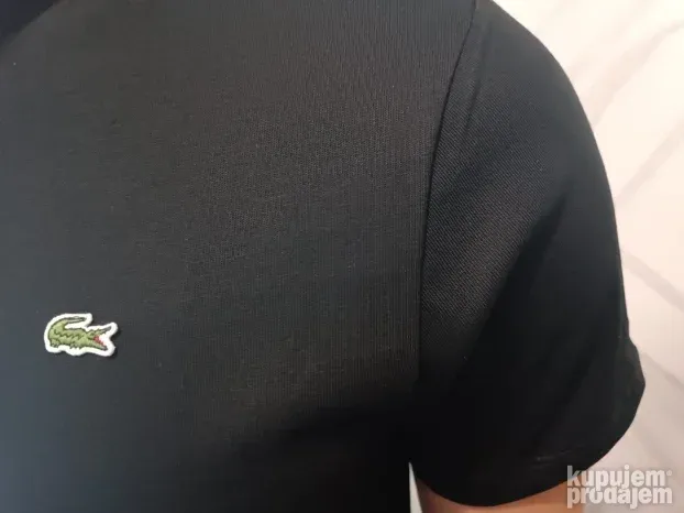 Lacoste majica - crna