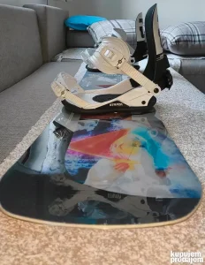 Snowboard Capita + Vezovi Union Strata