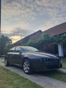 Alfa Romeo 159