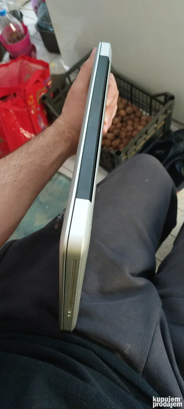 Macbook Pro Apple laptop