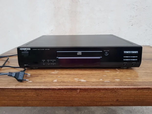 Kenwood DPF-1030