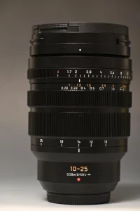 Panasonic Lumix 10 25mm 1.7 Mint