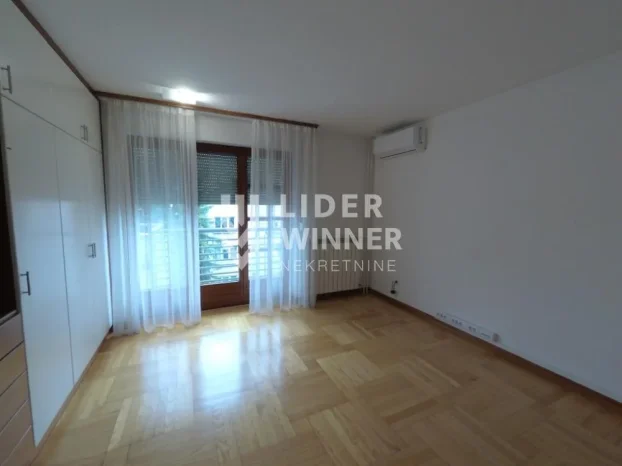 Vajara Đoke Jovanovića, Dedinje, 5+ petosobna, 459 m²