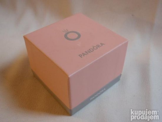 PANDORA kutijica privezak - prsten