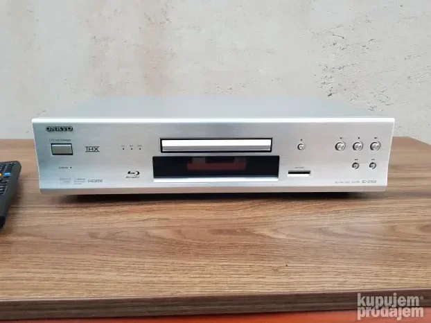 Onkyo BD-SP808 i Onkyo BD-SP809