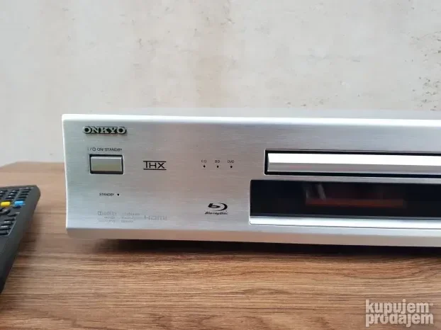 Onkyo BD-SP808 i Onkyo BD-SP809