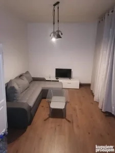 Dusanova , Kruševac, Nova pijaca, 2.0 dvosoban, 83 m²
