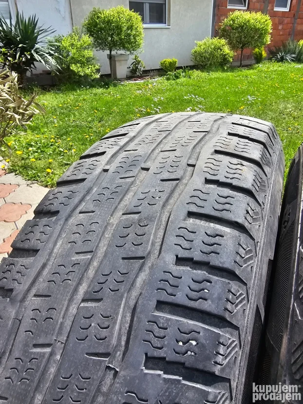 Gume 215/75 R16 C