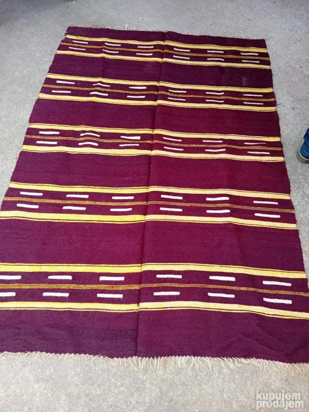 Stari tkani vuneni ćilim iz dve pole 180x120cm
