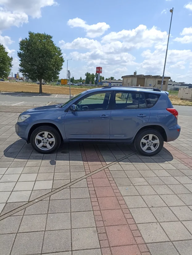 2007 Toyota RAV4 2.2 D-4D LIMITED 